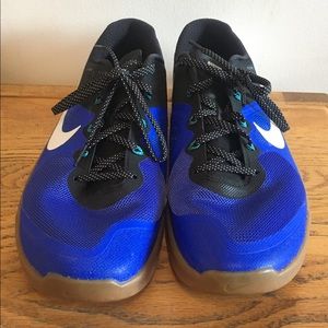 Nike lifting shoes